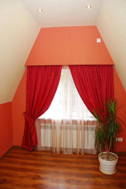 Hotel Yar Jarkov Habitación foto