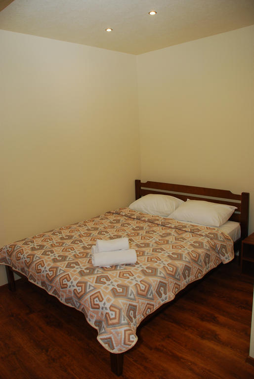 Hotel Yar Jarkov Habitación foto