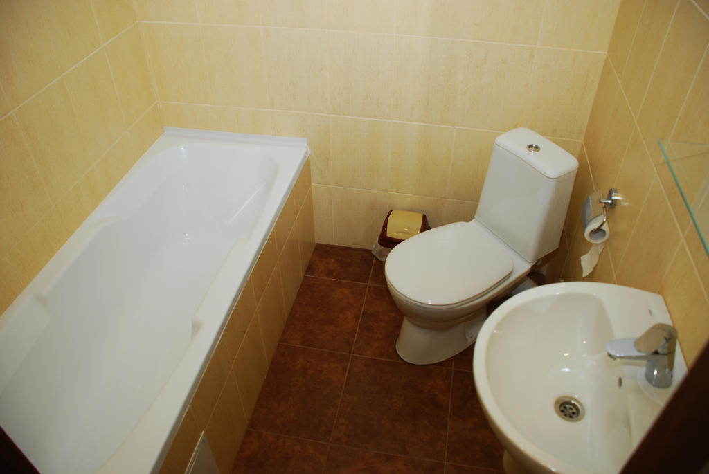Hotel Yar Jarkov Habitación foto